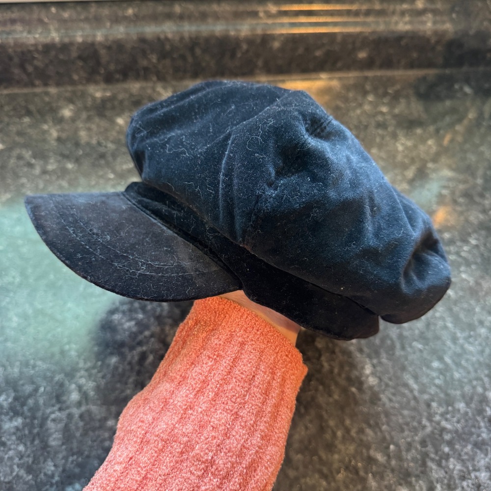 Y2K Black Velvet Newsboy Cap 100% Cotton Baker Boy Hat One Size RN 86183